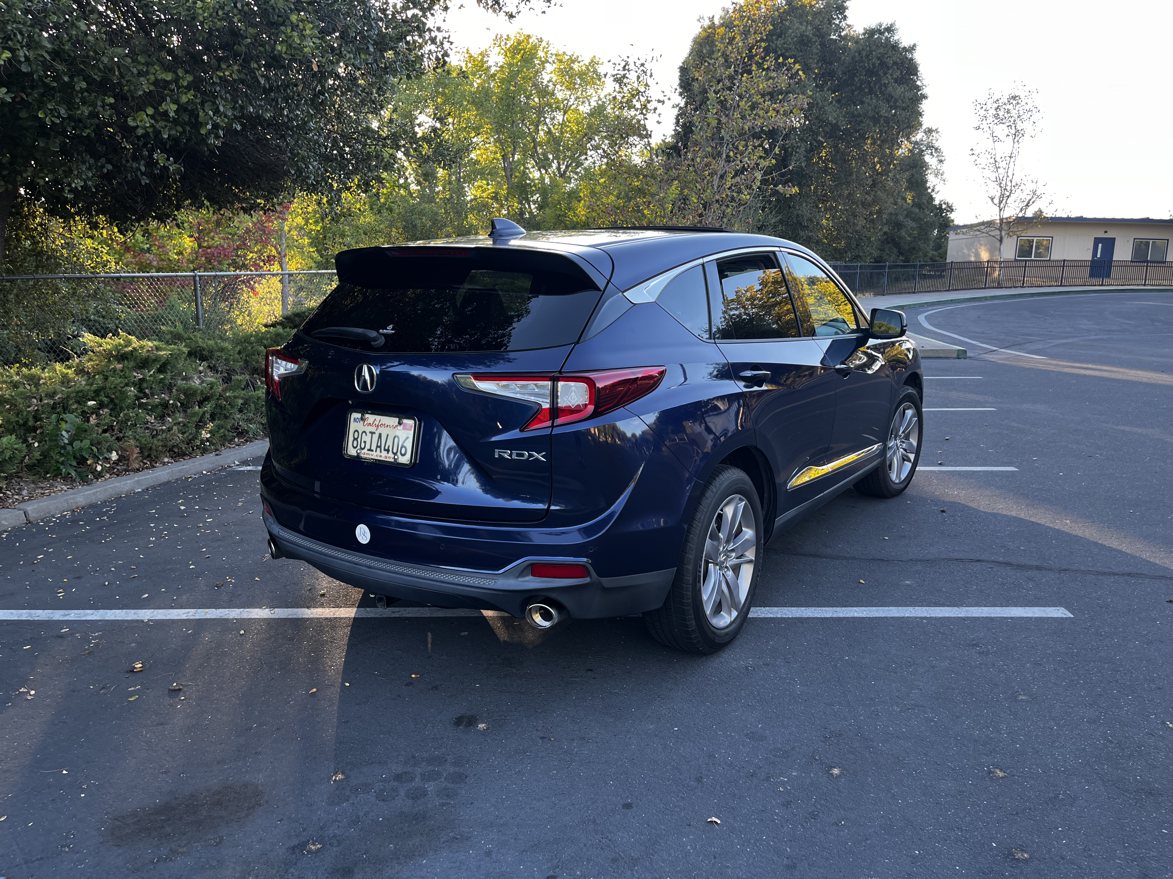 Used 2019 Acura RDX w/ Advance Package FWD image 2