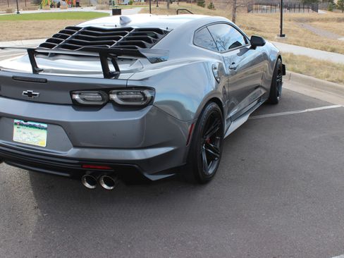 Used 2020 Chevrolet Camaro ZL1 image 9