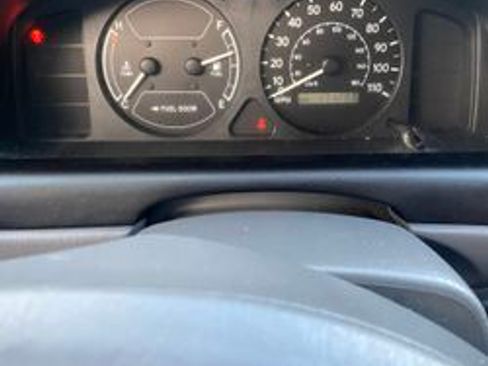 Used 1999 Toyota Corolla CE image 9