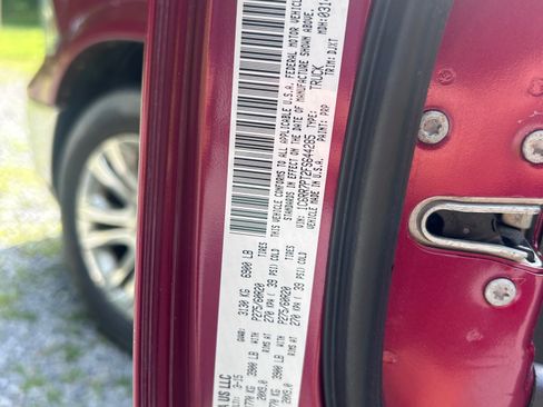 Used 2015 RAM 1500 Laramie Longhorn w/ Convenience Group AWD/4WD image 13