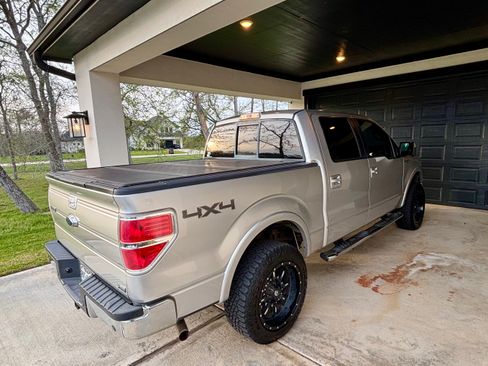 Used 2010 Ford F150 Lariat image 6