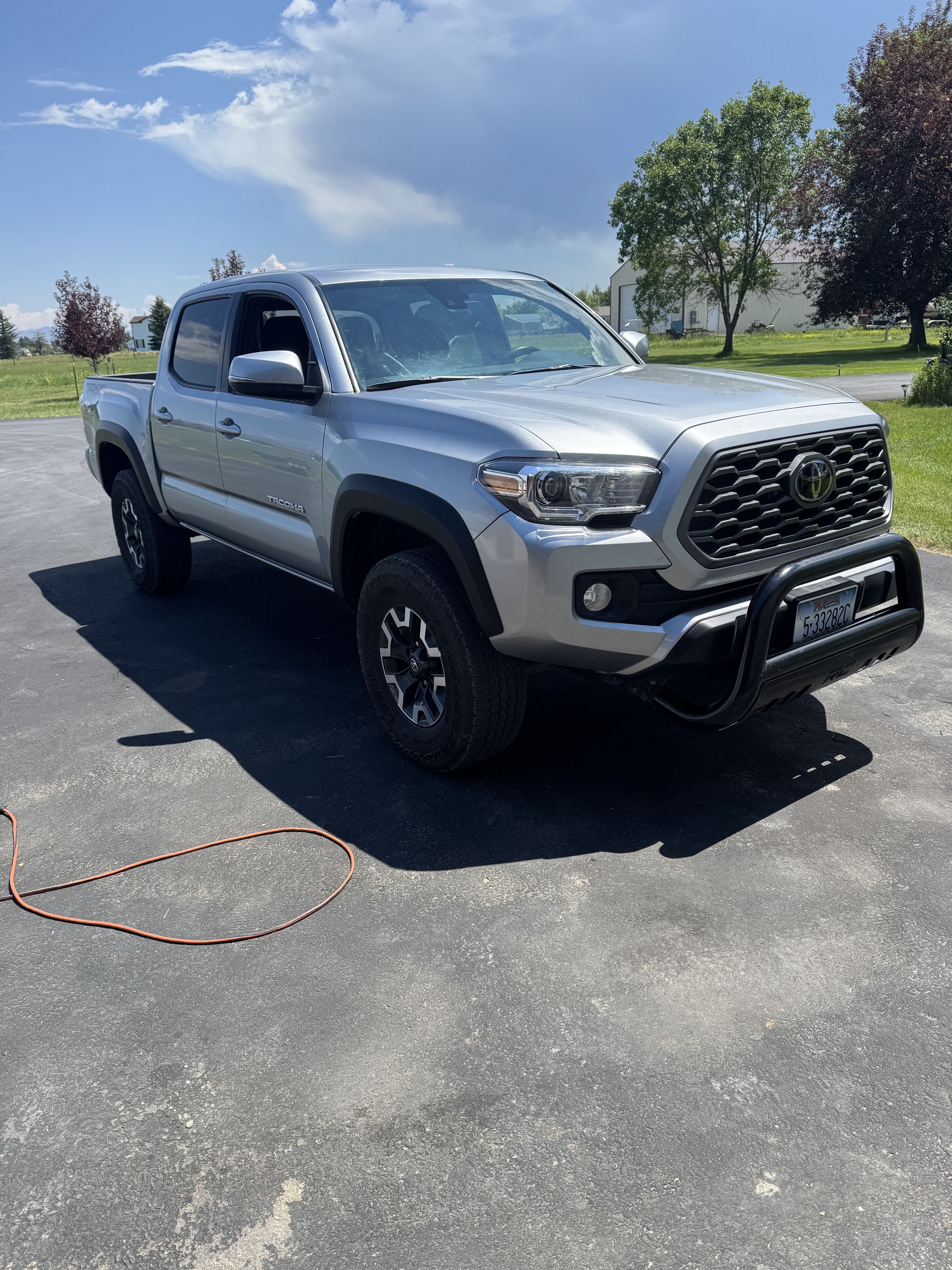Used 2023 Toyota Tacoma TRD Off-Road w/ Technology Package AWD/4WD image 5