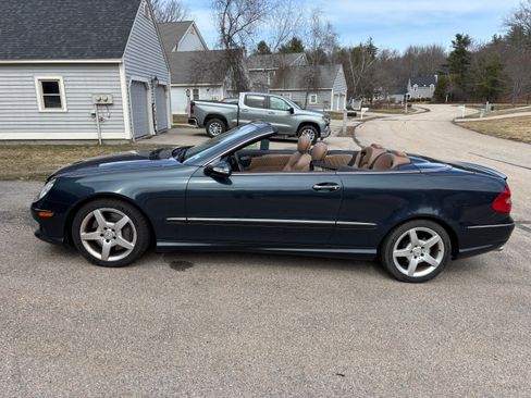 Used 2007 Mercedes-Benz CLK 550 Cabriolet image 2