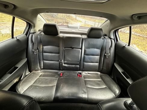 Used 2016 Chevrolet Cruze LTZ w/ Sun, Sound and Sport Package image 8