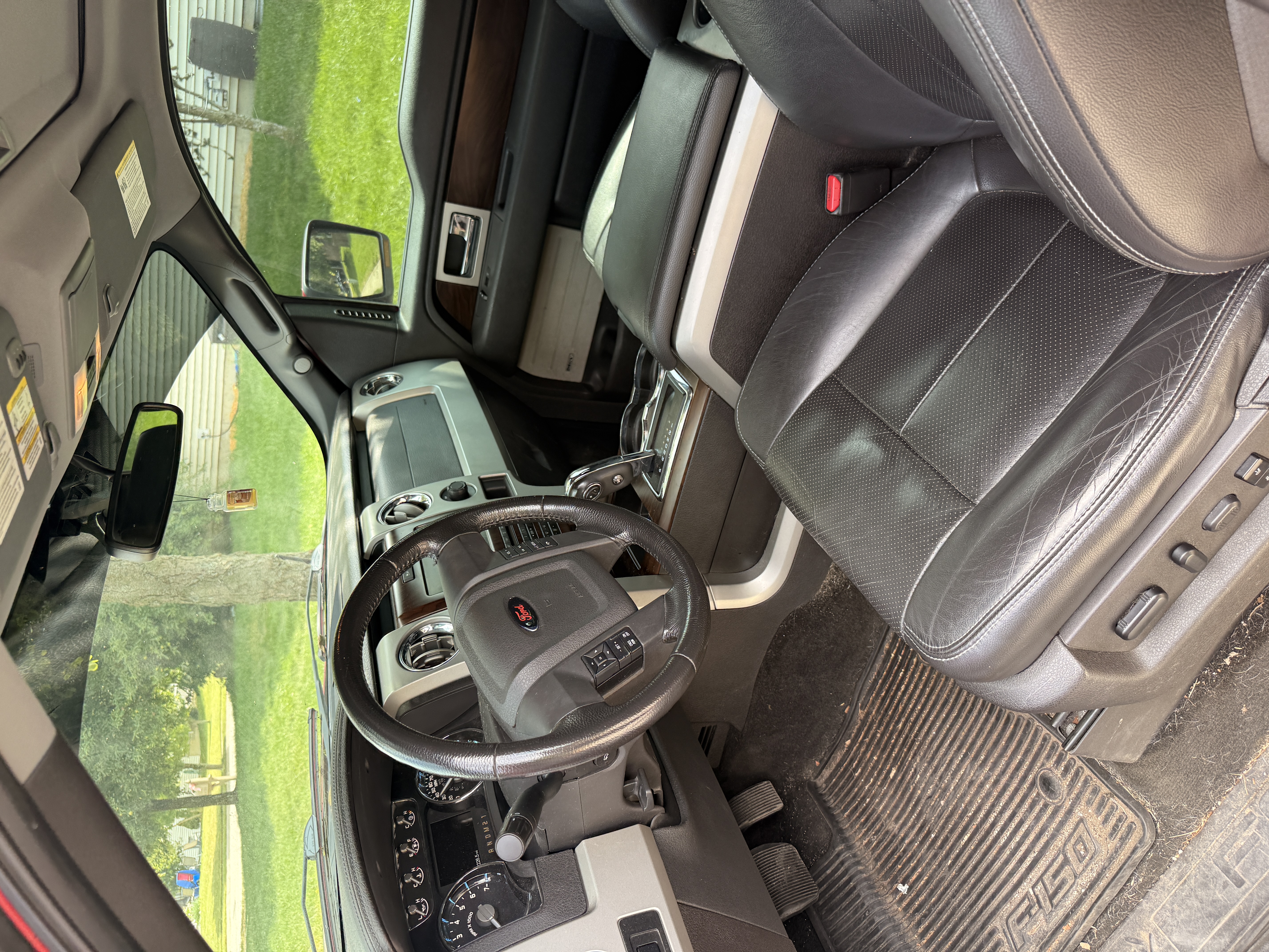 Used 2012 Ford F150 Lariat AWD/4WD image 9