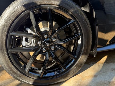 Used 2025 Ford Mustang Coupe image 10