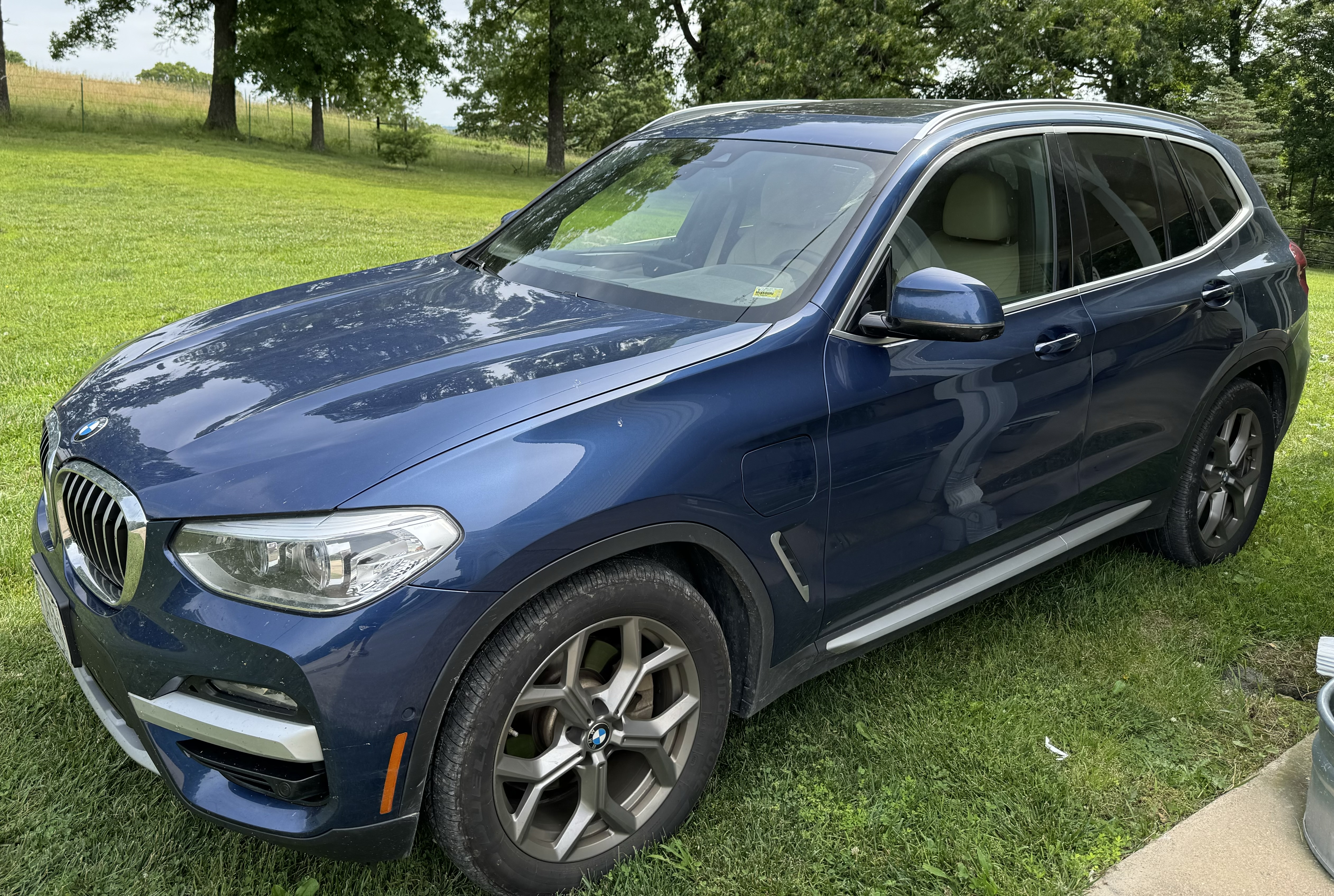 Used 2021 BMW X3 xDrive30e w/ Convenience Package AWD/4WD image 1