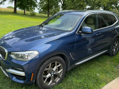 Used 2021 BMW X3 xDrive30e w/ Convenience Package AWD/4WD image 1