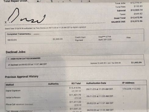 Used 2024 Volkswagen GTI SE w/ SE Leather Seats Package image 15