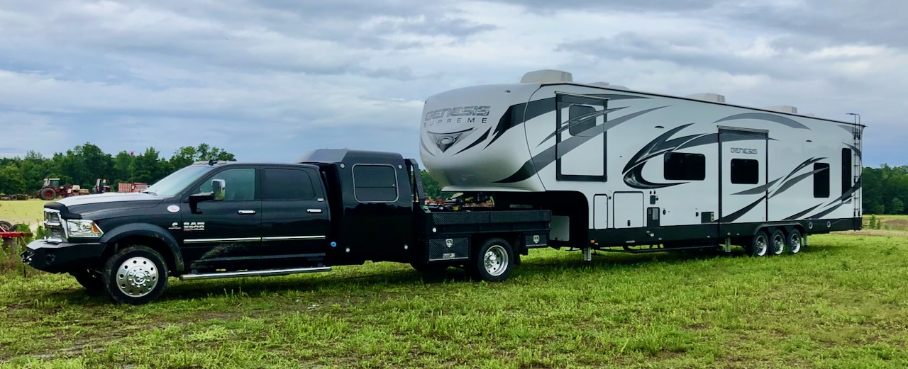 Used 2017 RAM 5500 Laramie AWD/4WD image 32