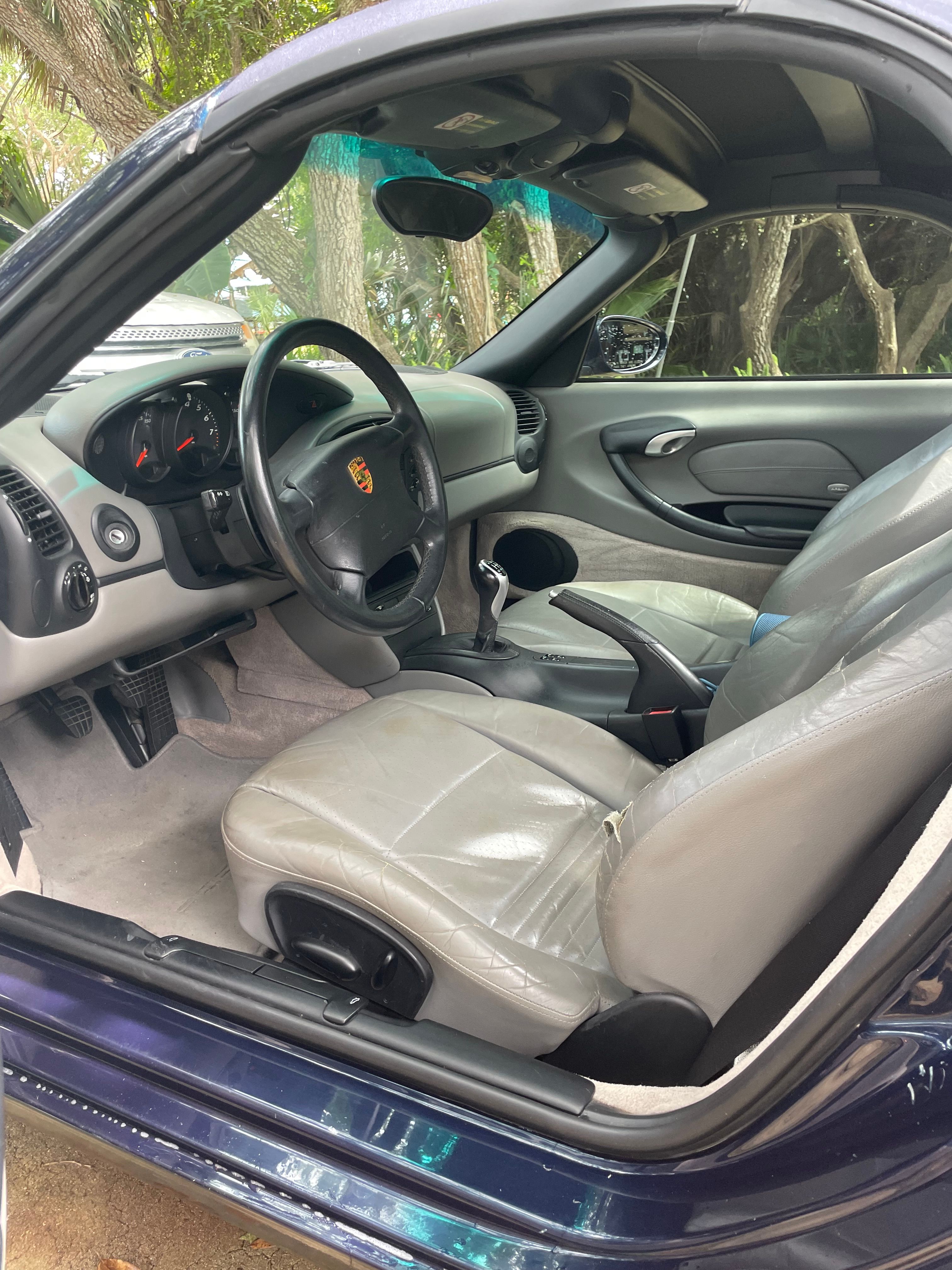 Used 2000 Porsche Boxster RWD image 10