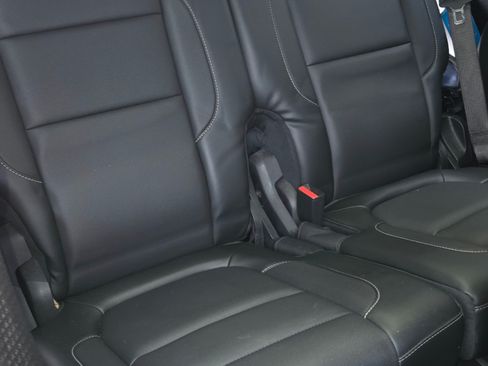 Used 2017 GMC Acadia SLT image 5