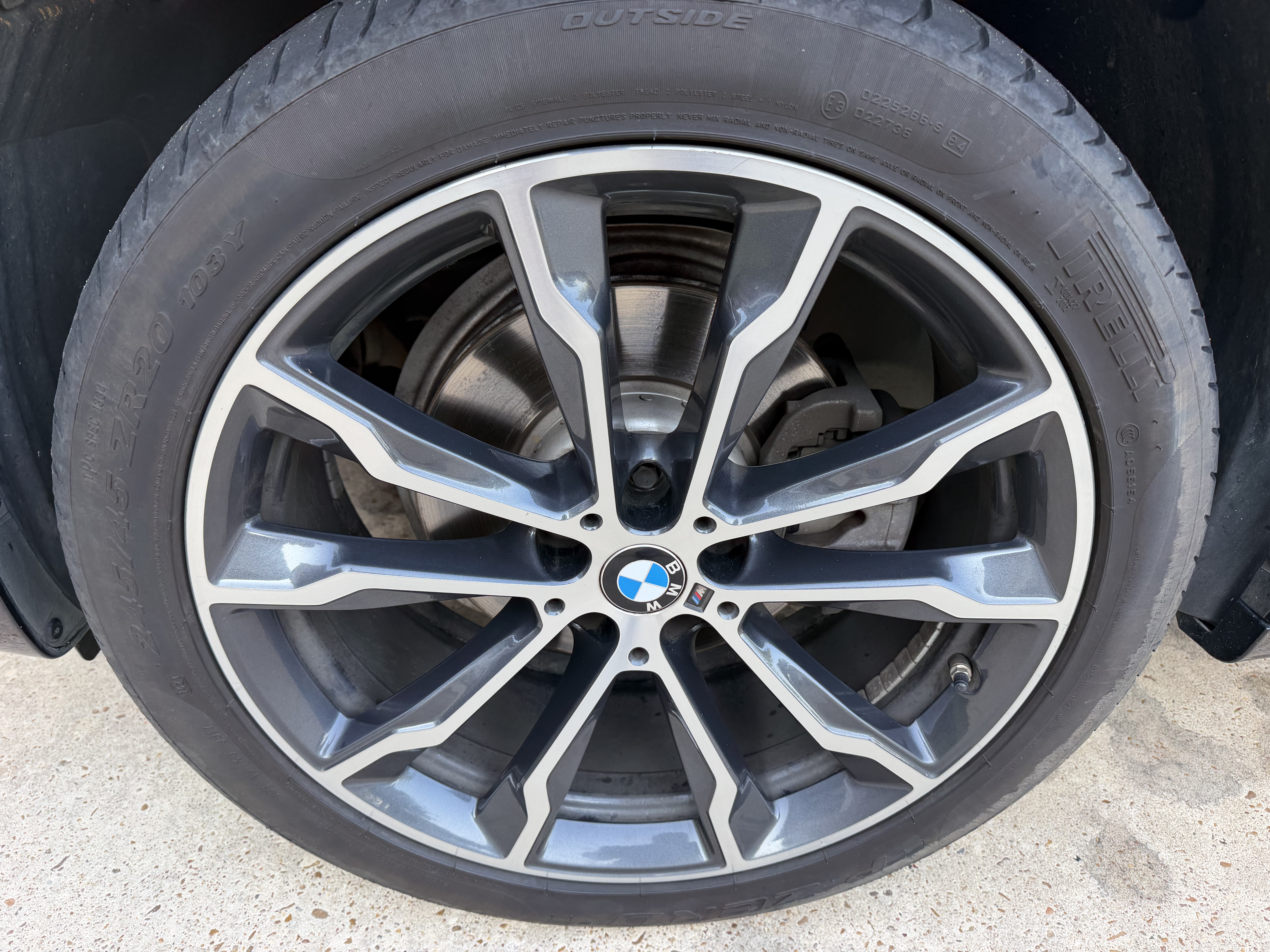Used 2019 BMW X4 xDrive30i w/ M Sport Package 2 AWD/4WD image 28