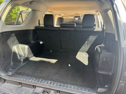 Used 2018 Toyota 4Runner TRD Off-Road Premium image 15