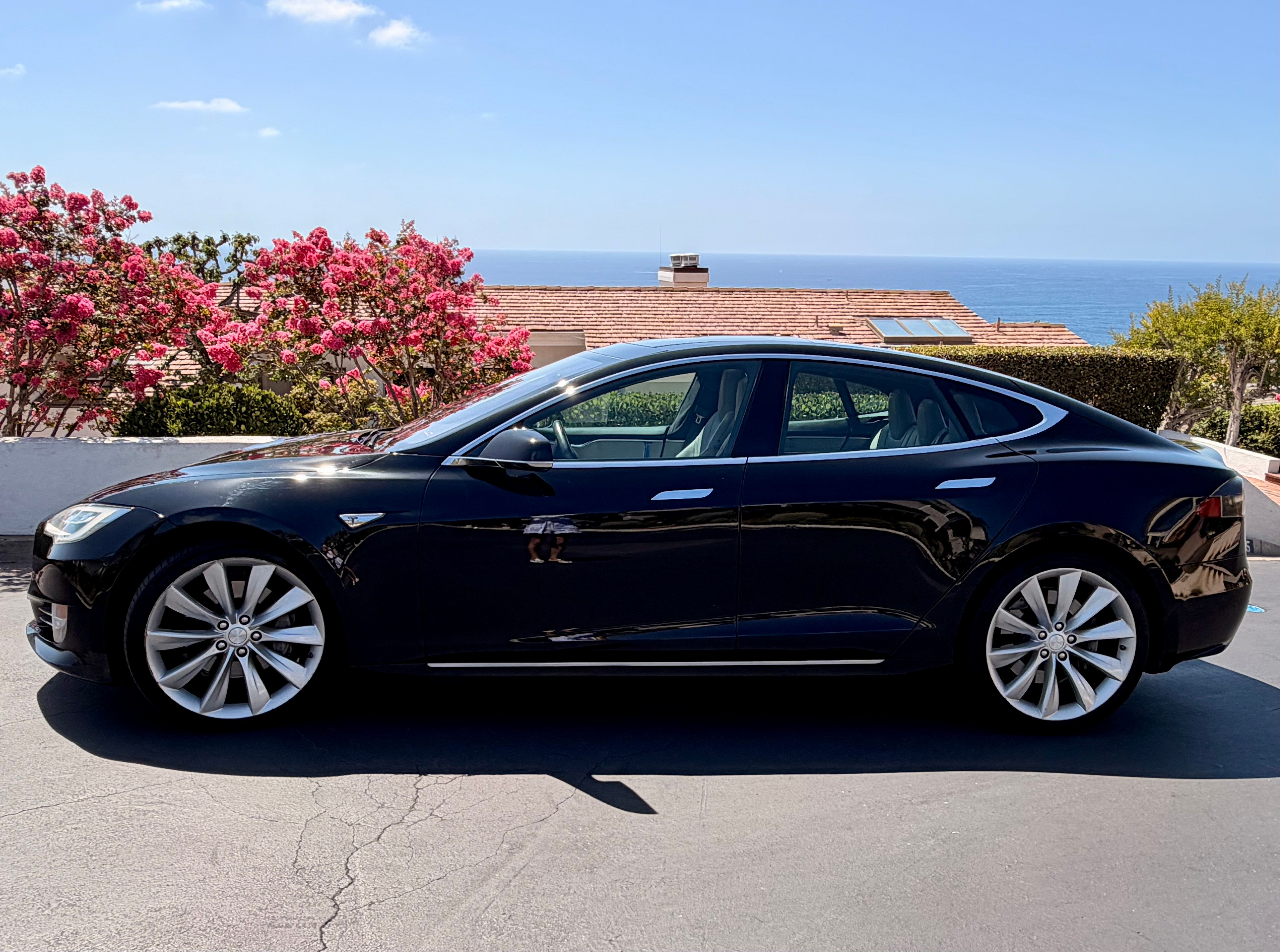 Used 2016 Tesla Model S 90D AWD/4WD image 2
