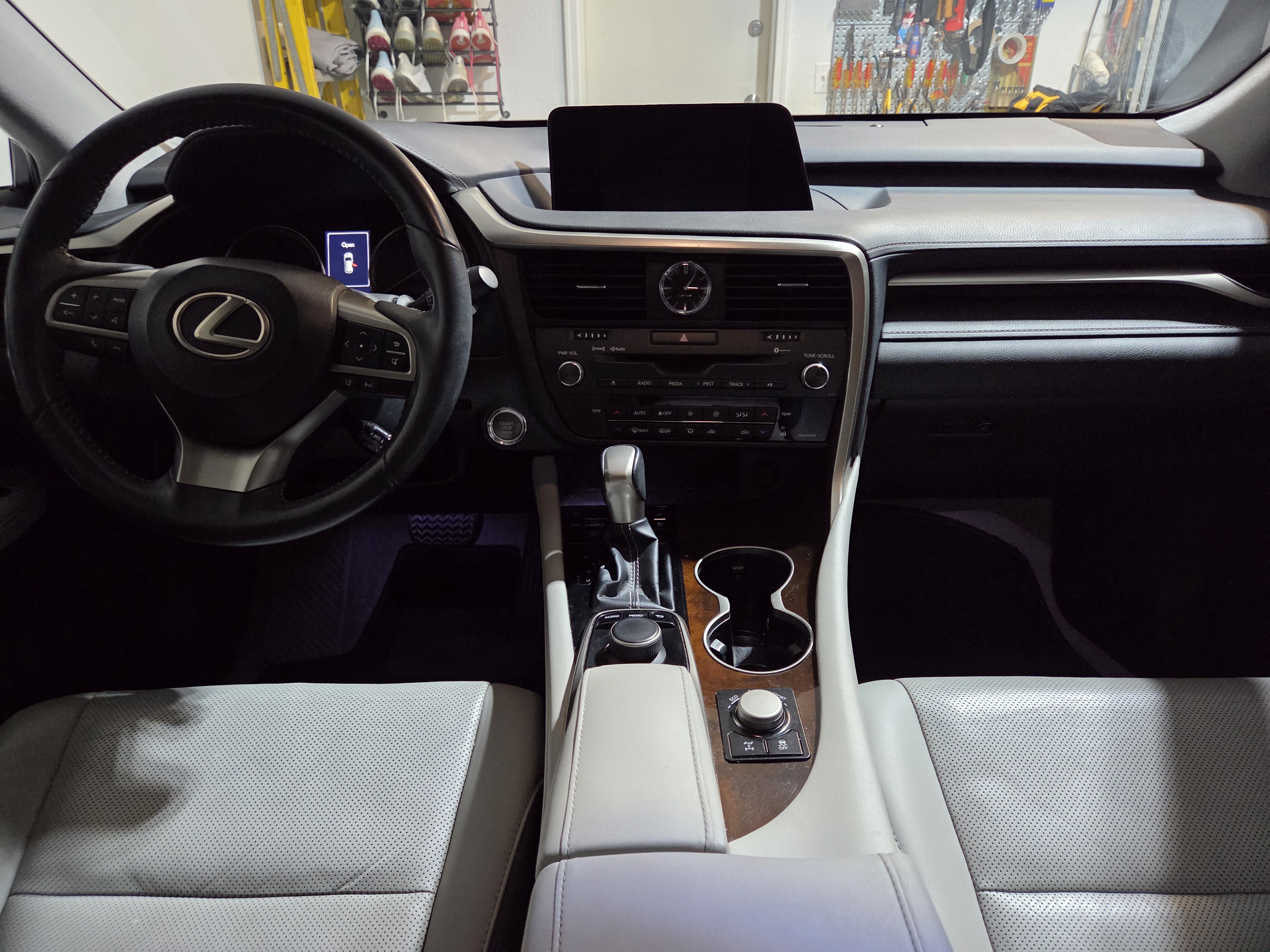 Used 2017 Lexus RX 350 AWD w/ Premium Package image 9
