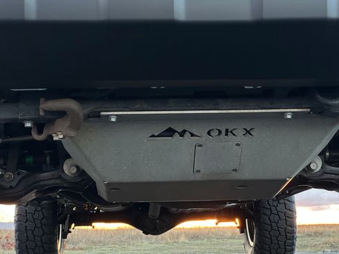 Used 2022 Toyota Tacoma TRD Off-Road image 14