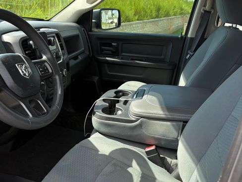 Used 2018 RAM 1500 Tradesman w/ Popular Equipment Group RWD image 10