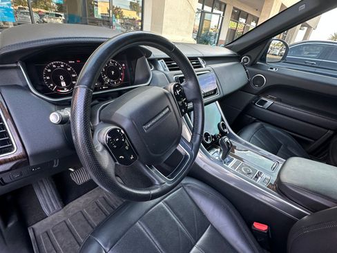 Used 2019 Land Rover Range Rover Sport HSE image 8