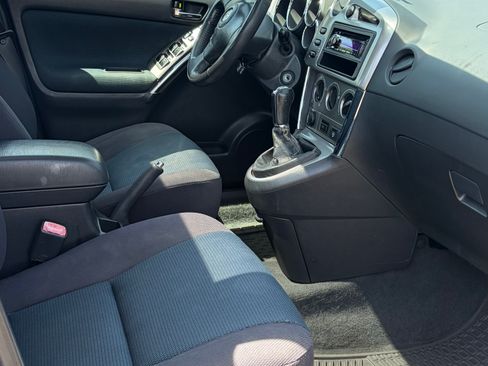 Used 2006 Toyota Matrix XRS FWD image 2