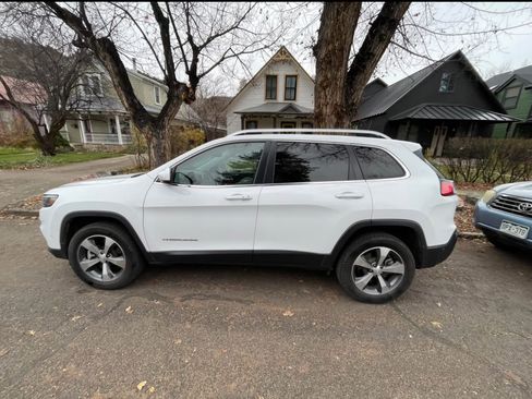 Used 2021 Jeep Cherokee Limited w/ Elite Package image 1