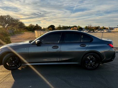 Used 2022 BMW 330i Sedan w/ M Sport Package image 12