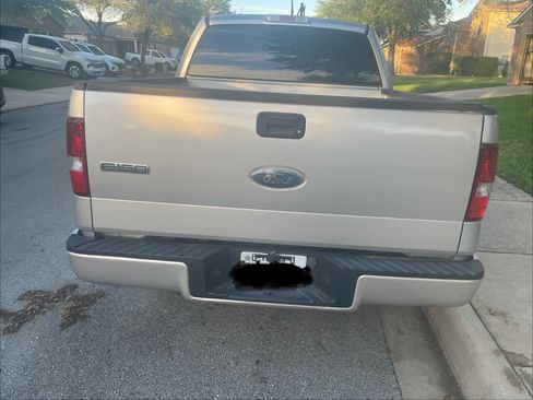 Used 2007 Ford F150 STX image 5