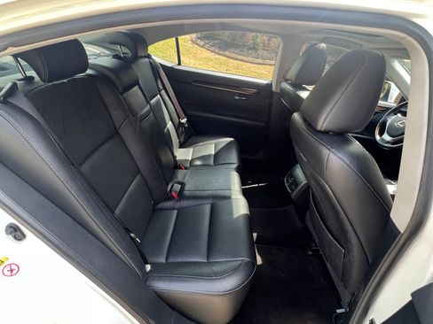 Used 2014 Lexus ES 350 image 12