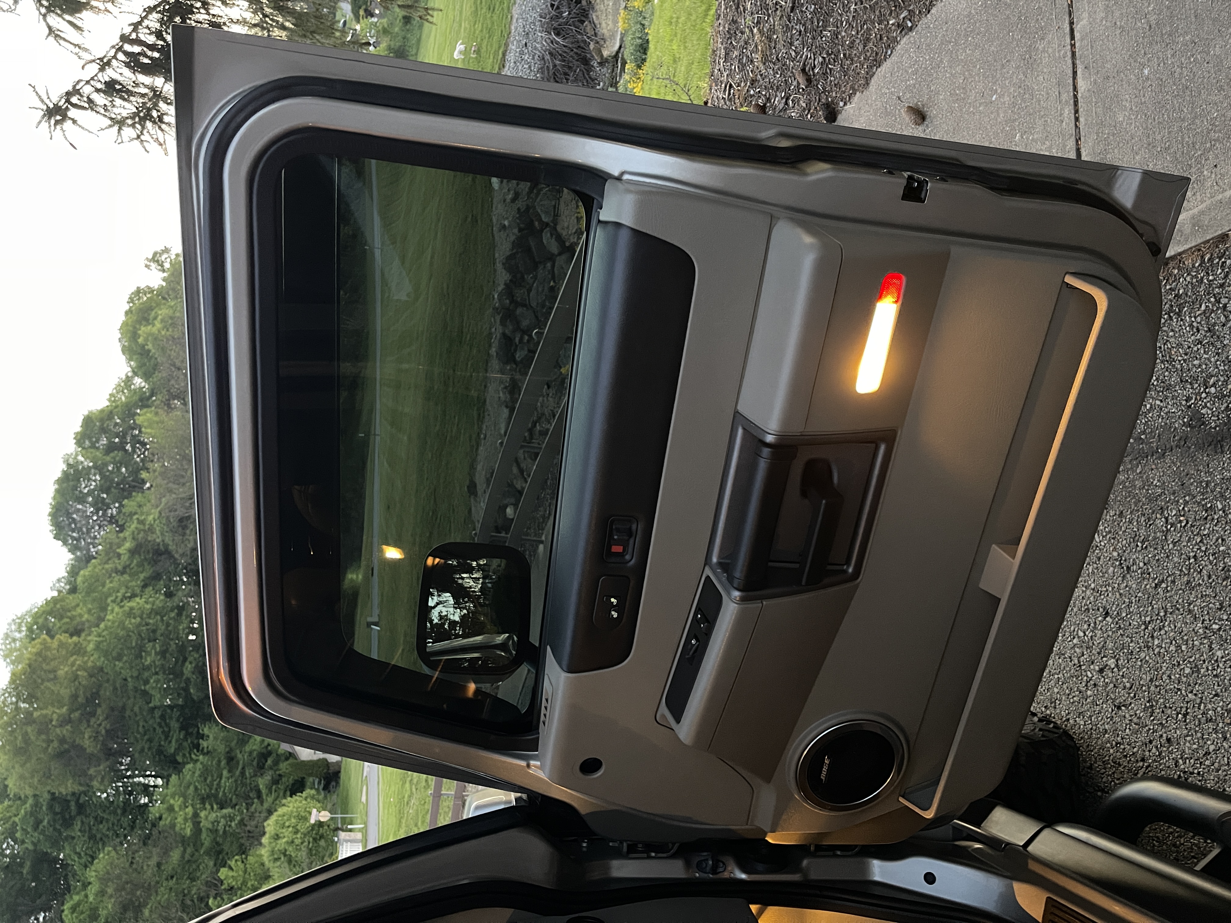 Used 2003 HUMMER H2 w/ Preferred Equipment Group AWD/4WD image 20