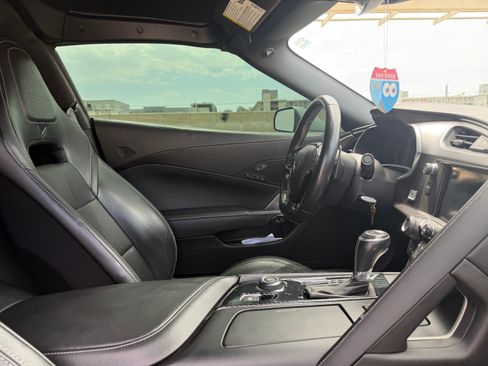 Used 2017 Chevrolet Corvette Z06 RWD image 19