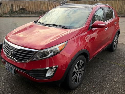 Used 2013 Kia Sportage EX w/ EX Premium Pkg image 2