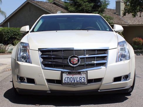 Used 2008 Cadillac CTS 3.6 w/ Luxury Level Two Package RWD image 4