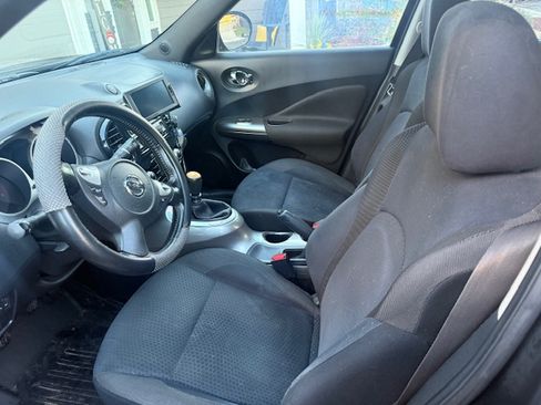 Used 2011 Nissan Juke SV image 11