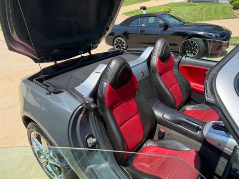 Used 2008 Saturn Sky w/ Premium Trim Package RWD image 15