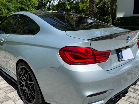 Used 2018 BMW M4 Coupe RWD image 19