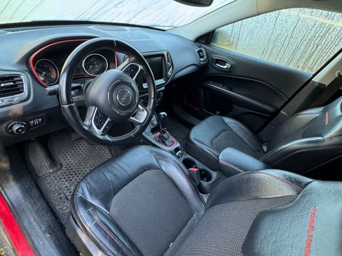 Used 2018 Jeep Compass Trailhawk w/ Popular Equipment Group AWD/4WD image 10