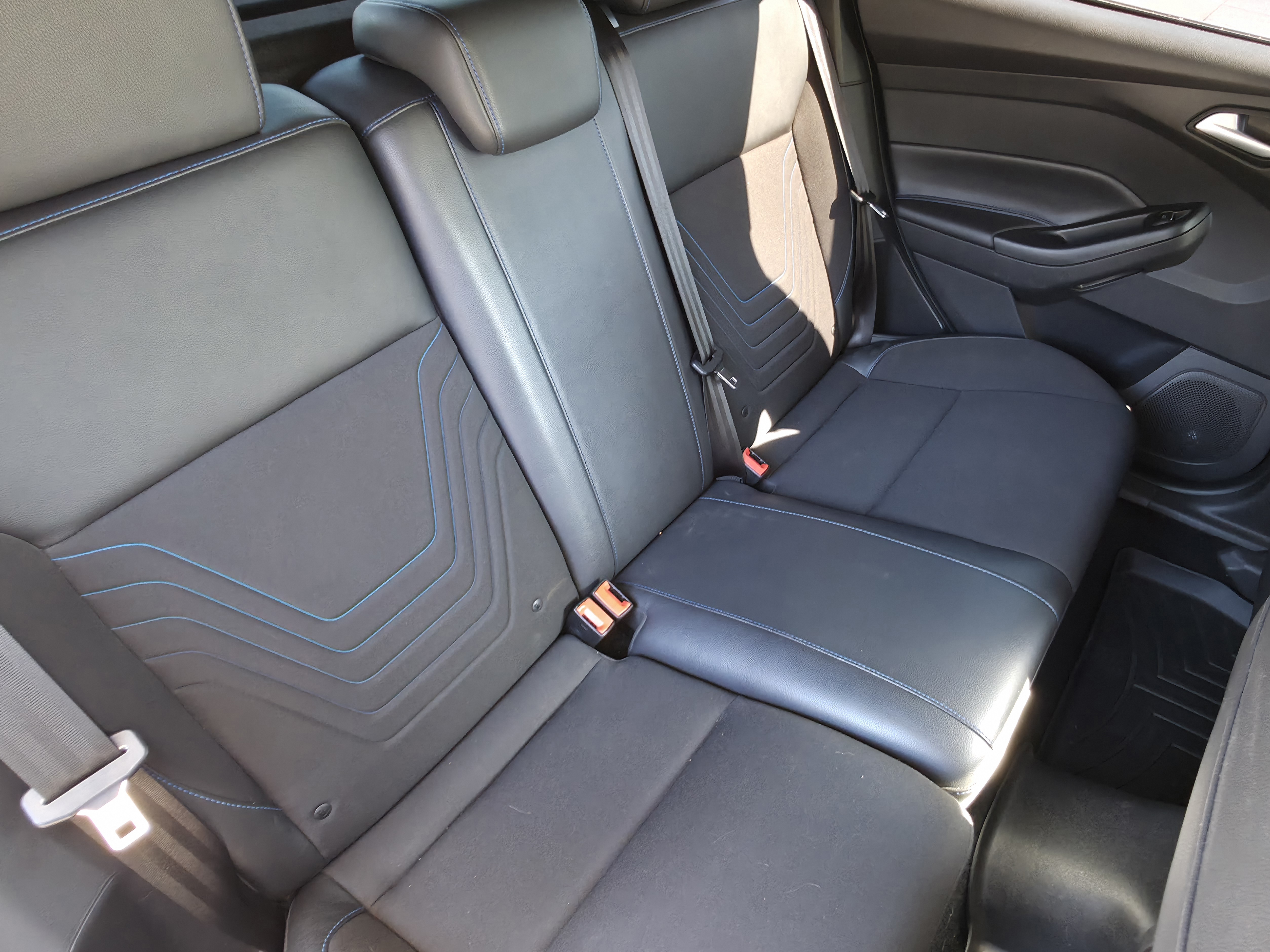 Used 2016 Ford Focus RS AWD/4WD image 19