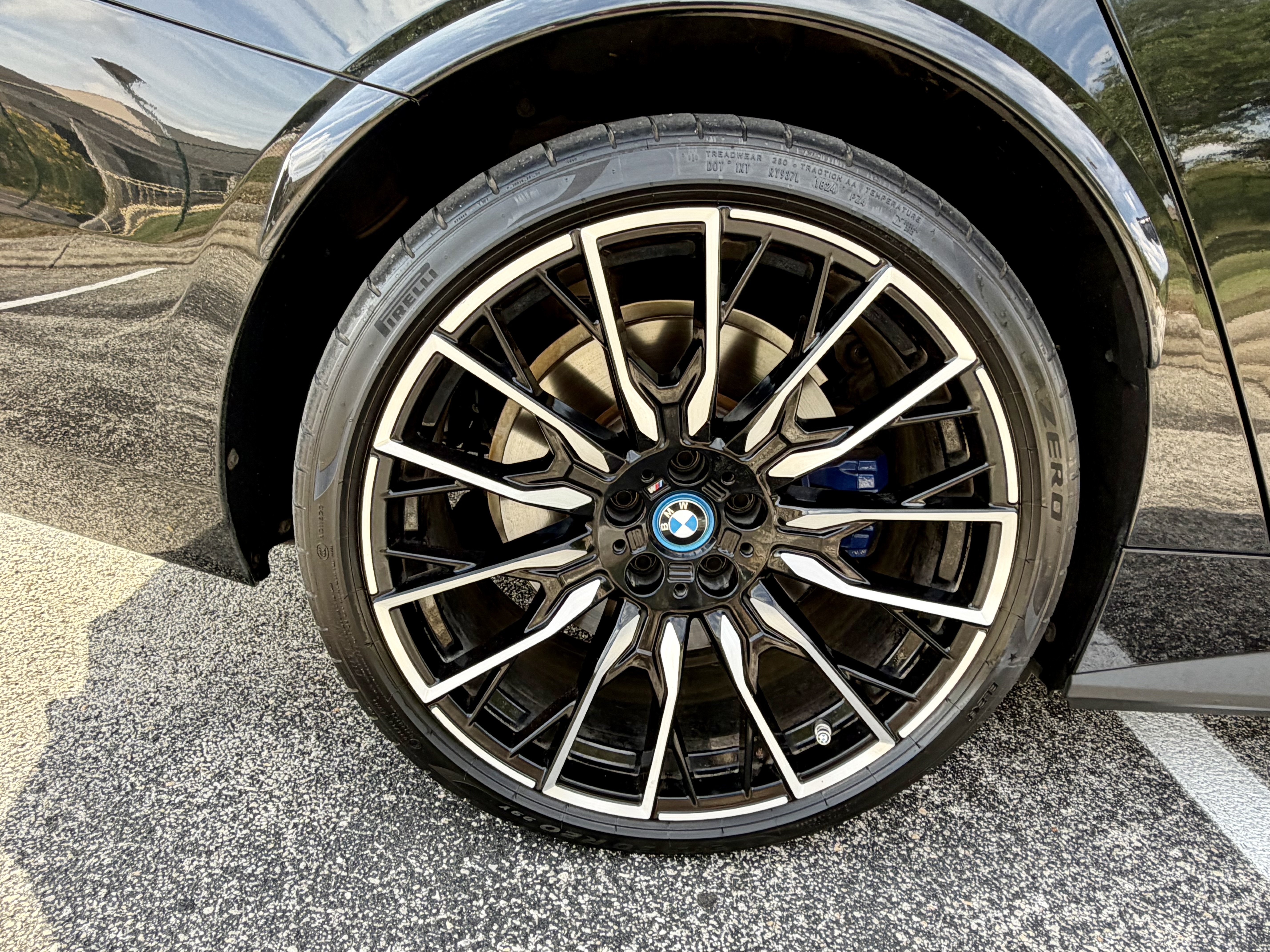 Used 2024 BMW i4 M50 AWD/4WD image 26