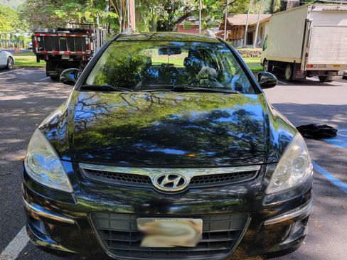 Used 2012 Hyundai Elantra w/ Preferred Pkg image 5