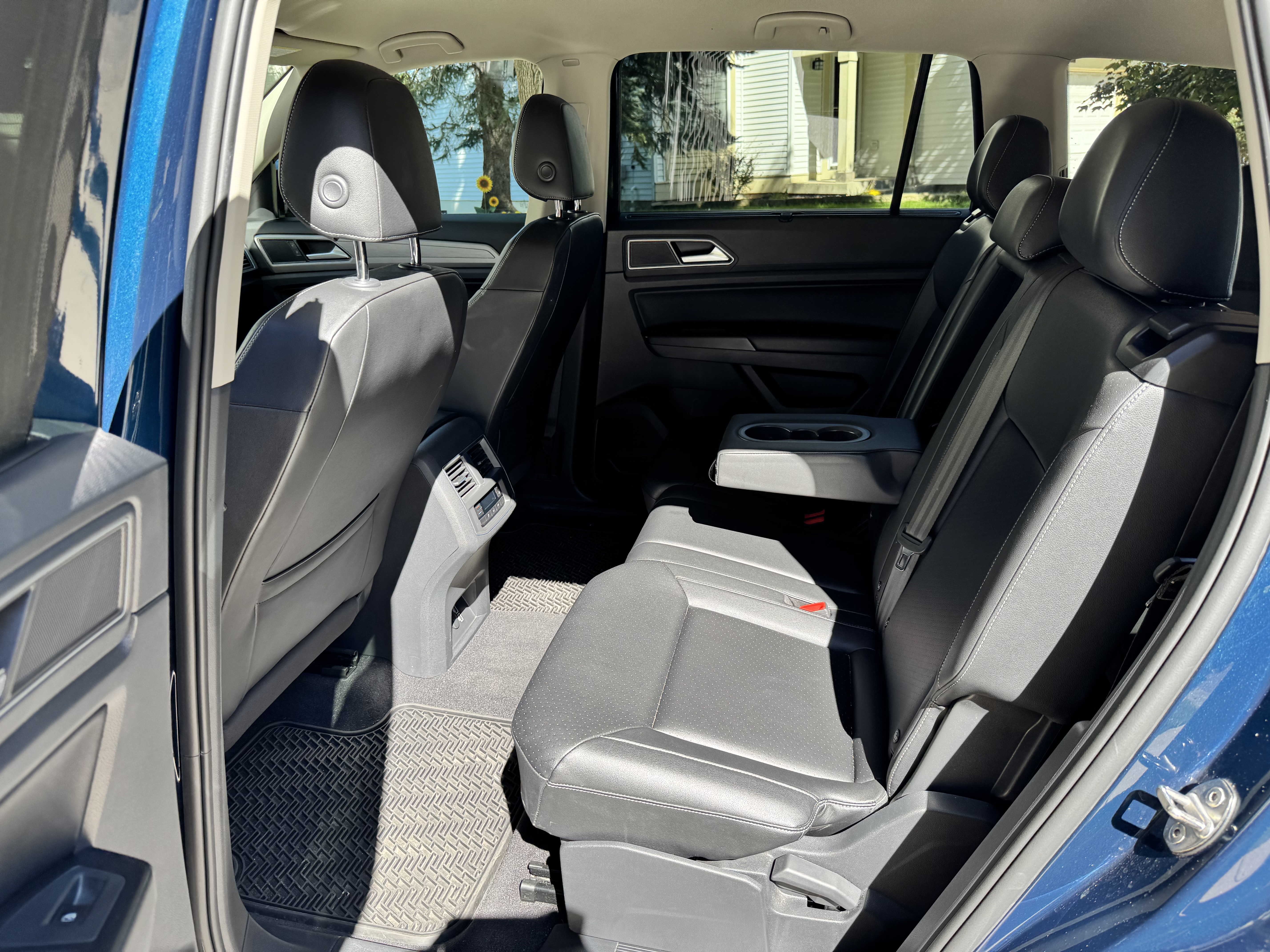 Used 2018 Volkswagen Atlas SE FWD image 11