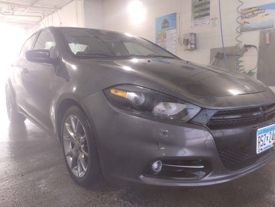 Used 2015 Dodge Dart SXT FWD image 1