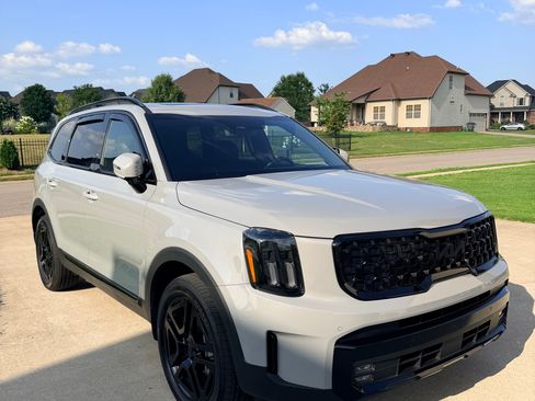 Used 2025 Kia Telluride SX Prestige X-Line AWD/4WD image 4