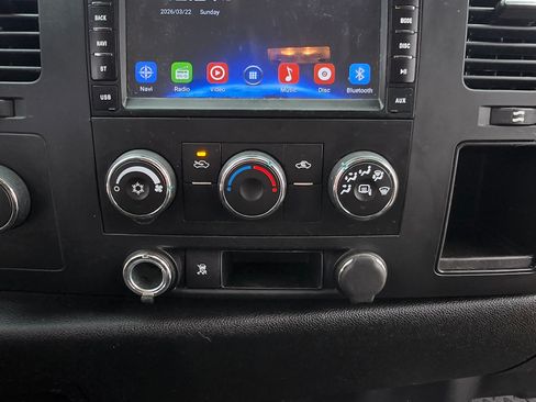 Used 2010 Chevrolet Silverado 1500 LT w/ Power Pack Plus image 13