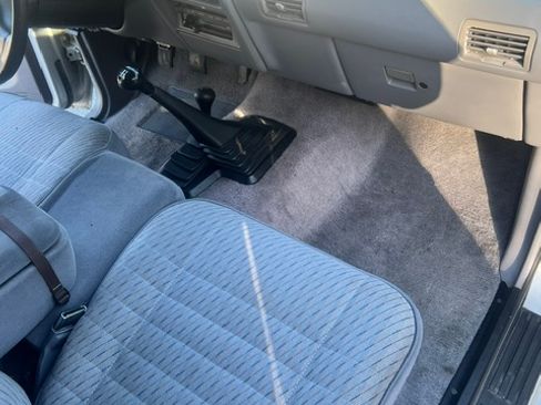 Used 1994 Ford Ranger 4x4 Regular Cab image 16