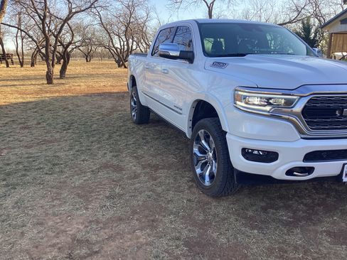 Used 2023 RAM 1500 Limited image 2