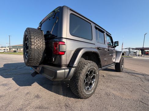 Used 2021 Jeep Wrangler Unlimited Rubicon 4xe w/ Cold Weather Group AWD/4WD image 6