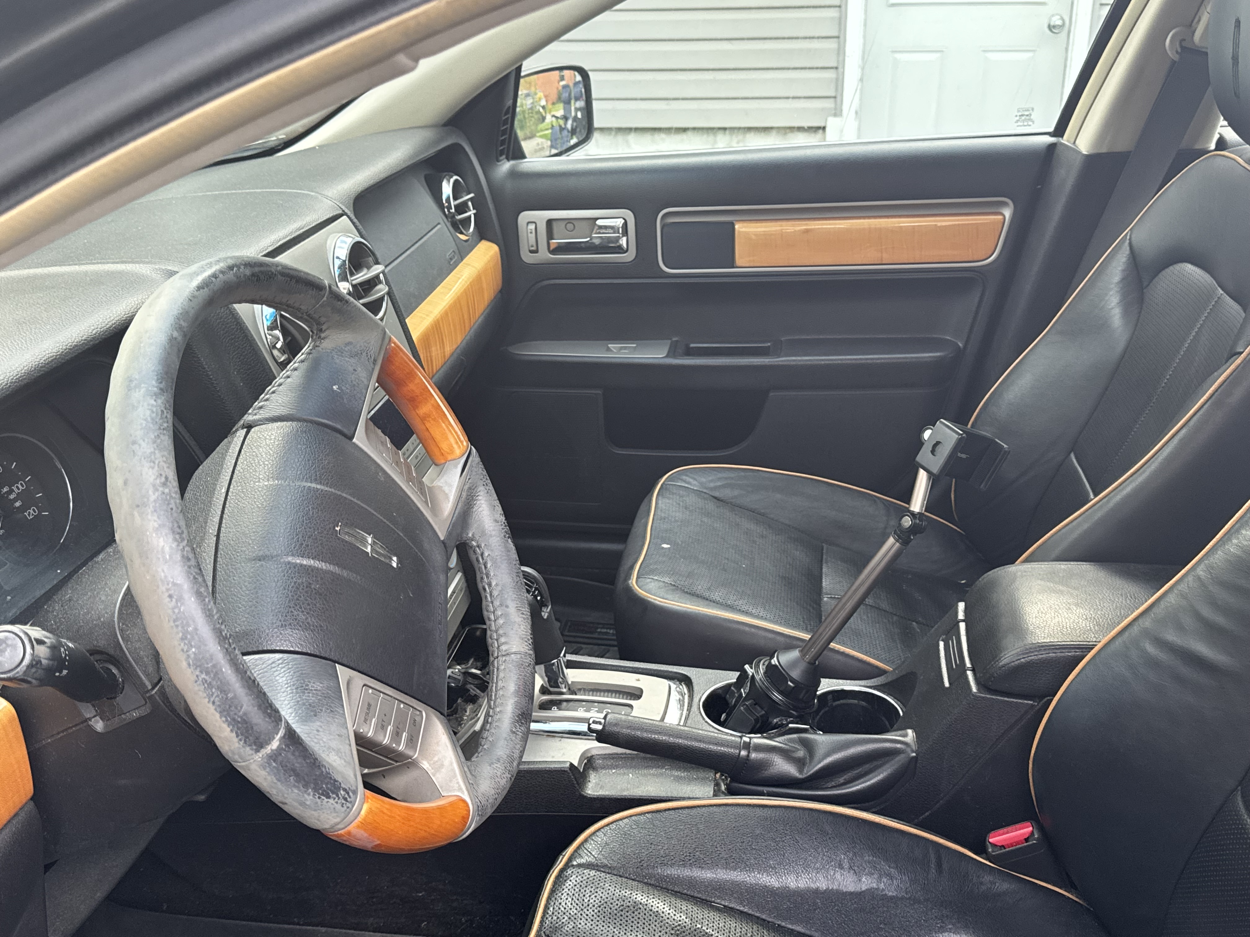 Used 2009 Lincoln MKZ FWD image 6