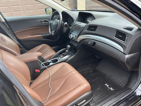 Used 2021 Acura ILX w/ Premium Package image 13