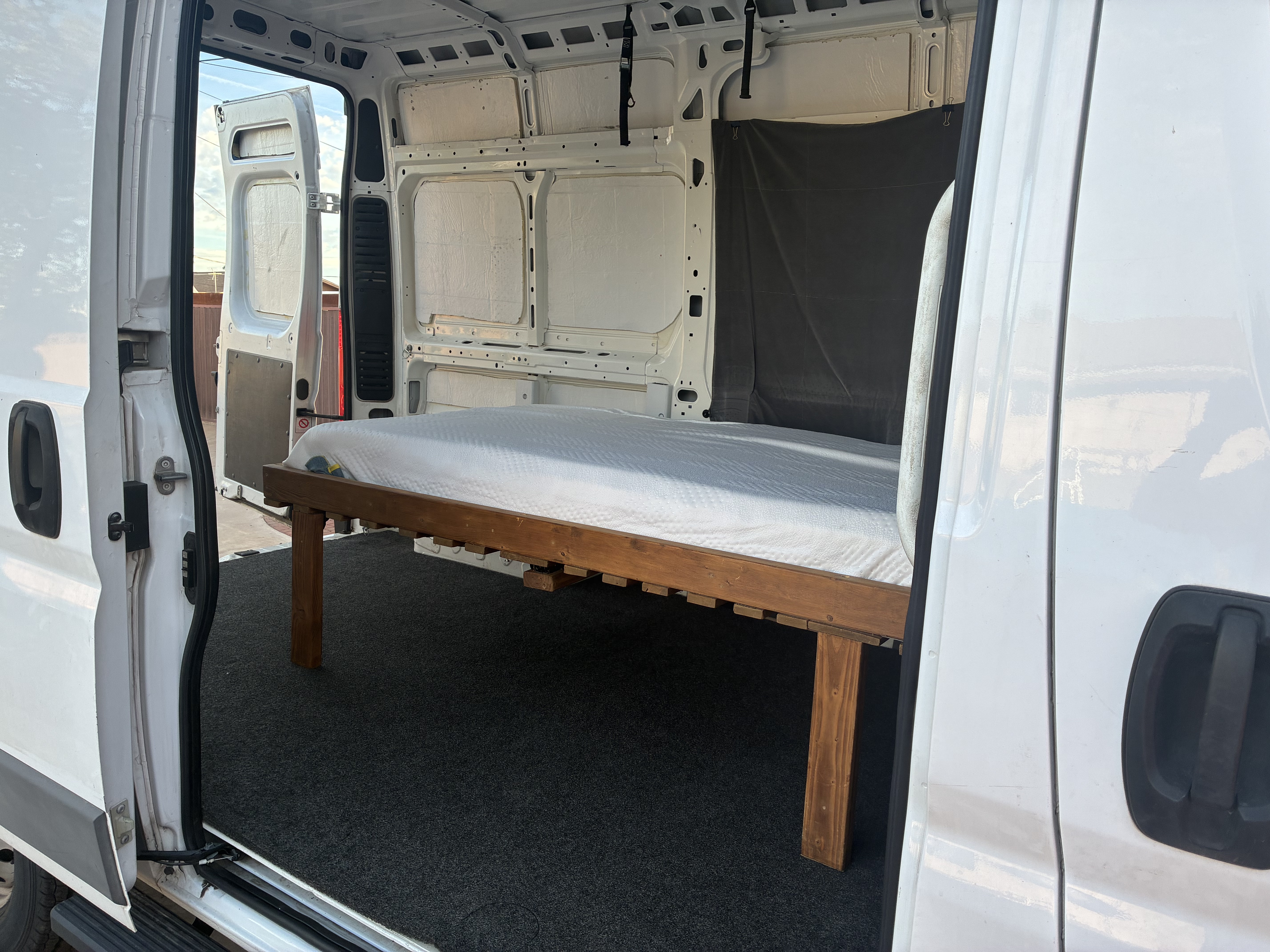 Used 2018 RAM ProMaster 1500 FWD image 11