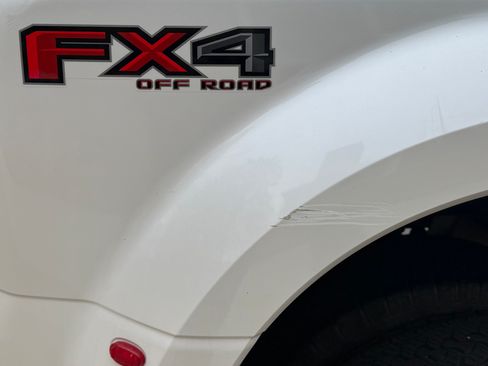 Used 2017 Ford F350 Lariat w/ Lariat Value Package image 6